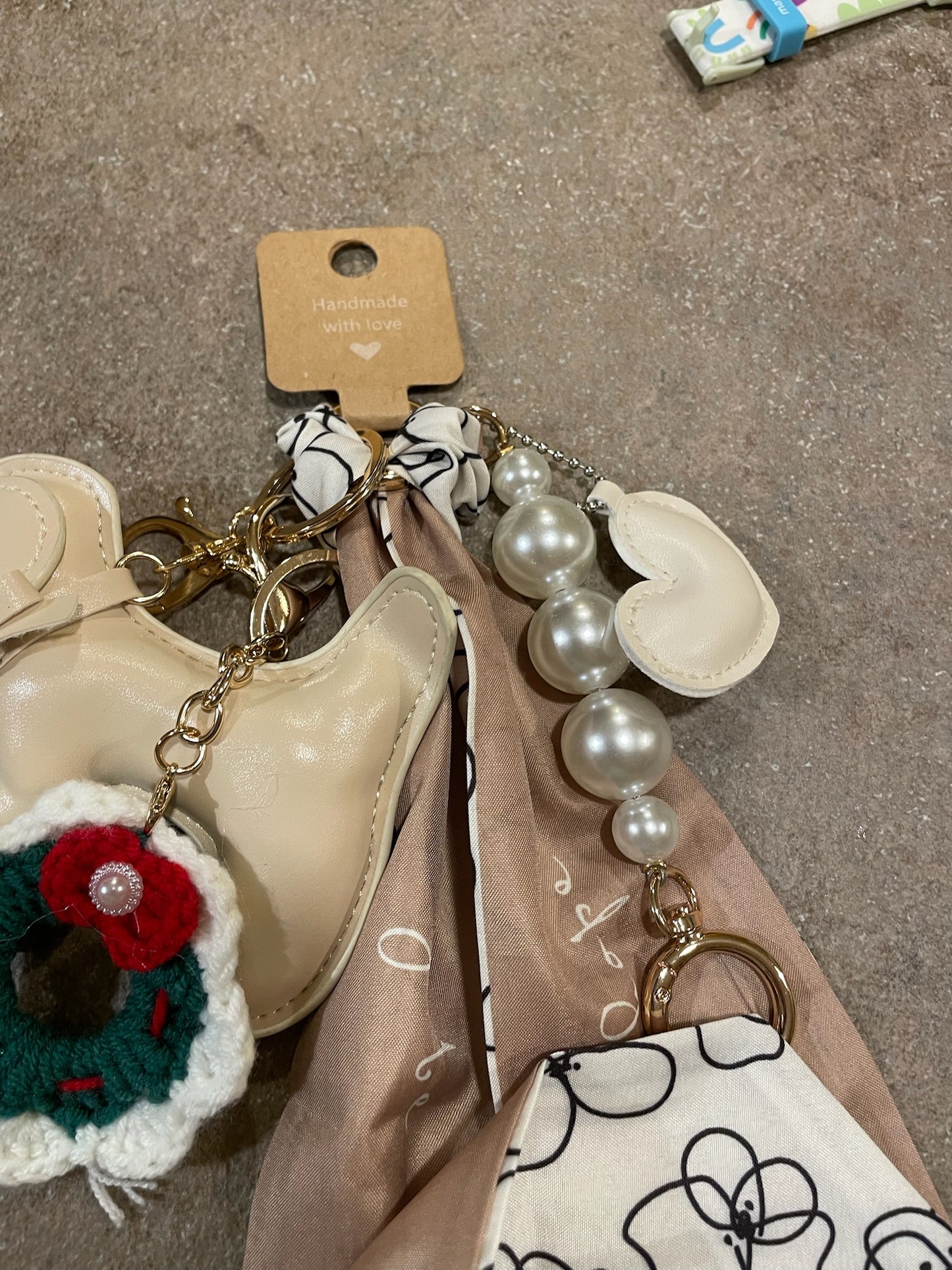 Charms per borse e trasportini / Porta Cellulare - Da Tommy Pet Boutique