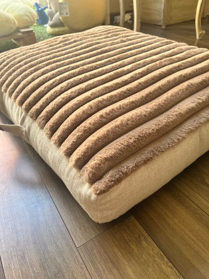 Cuscino rettangolare con eco pelliccia - Arjan