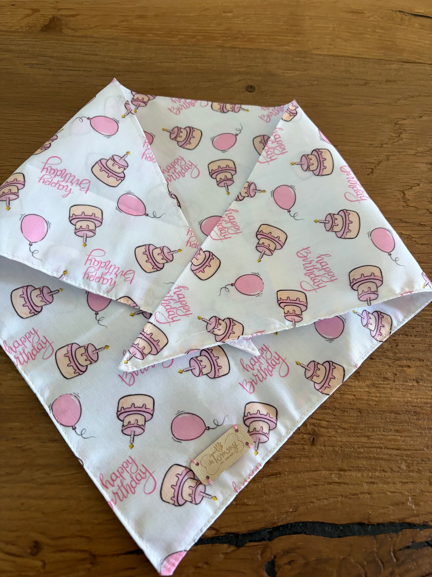 Bandana ''Happy Birthday'' - Da Tommy Pet Boutique